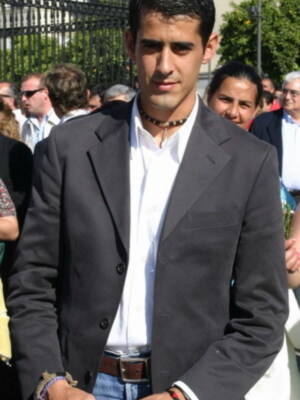 Victor Janeiro afirma que Ambiciones es el rosario de la Aurora y que se podria rodar una pelicula