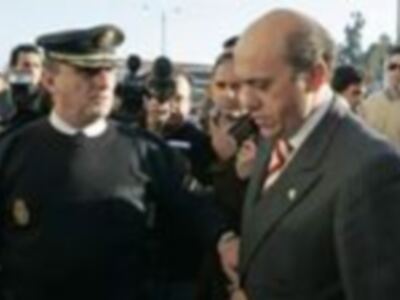  JOSE MARIA DEL NIDO ROTO POR EL DOLOR                        