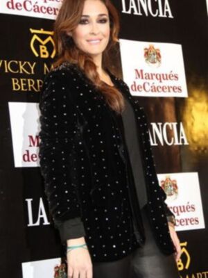 Viki Berrocal, con once kilos menos,  presenta su nueva colección en Sevilla con Virginia Troconis, Marta Sánchez, Boris, Ana García Siñeriz y Nuria March