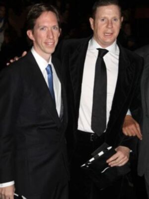 Viki Berrocal, con once kilos menos,  presenta su nueva colección en Sevilla con Virginia Troconis, Marta Sánchez, Boris, Ana García Siñeriz y Nuria March