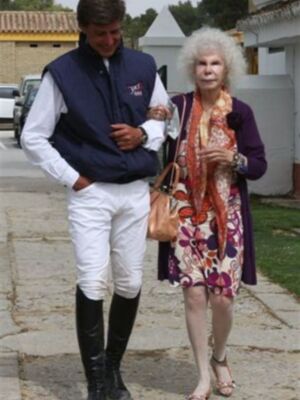 Cayetano vuelve a competir tras sus problemas de salud con el apoyo de su madre