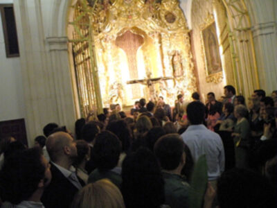 Solemne Procesión de subida de los titulares de la Hermandad de la Vera-cruz de Alcalá del Río (Sevilla)