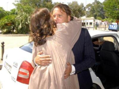 Litri, Carolina Herrera, Curro Romero, Carmen Tello acompañan a Julio Aparicio en el entierro de su madre la bailaora Maleni Loreto en Sevilla