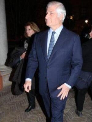 La duquesa de Alba presenta por fin sus memorias con su marido y tres de sus hijos