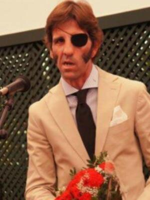 Numerosos personajes conocidos en Feria de Sevilla 2012