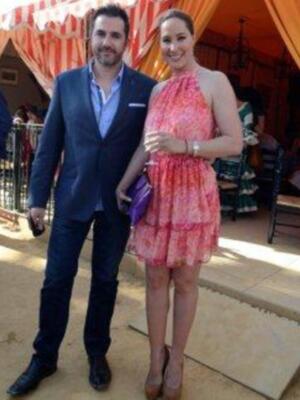 Numerosos personajes conocidos en Feria de Sevilla 2012