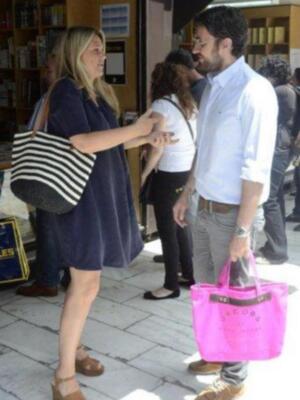 Isabel Sartorius y Maxim Huerta, una divertida pareja en Feria del libro de Sevilla 