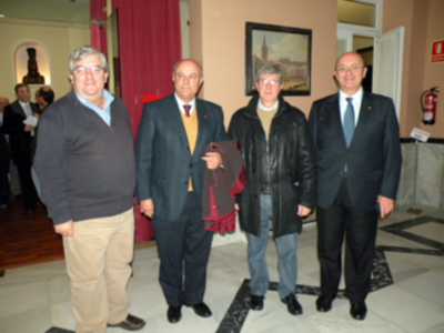  Sevilla.El Ateneo reconoció la labor de Caritas Diocesana con  la medalla de Oro  de su instituición.