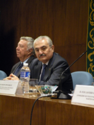 El cartel de la Semana Santa sevillana 2013 atrapado en una pintura