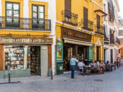 6 librerías de segunda mano de Sevilla imprescindibles para bibliófilos