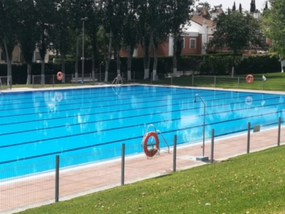 Apertura de la Piscina Municipal de verano de Montequinto