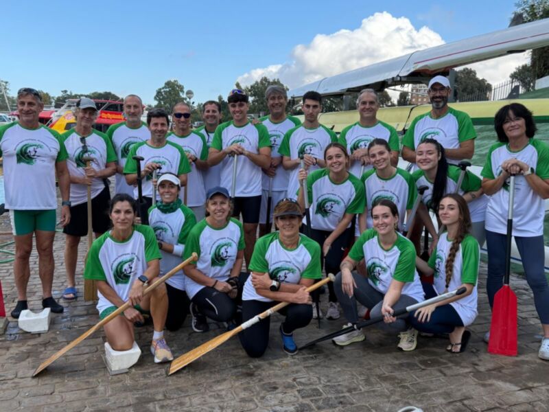 Amigos y familiares homenajean a Nacho Domínguez 