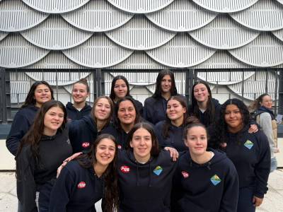 Cara y cruz del Club Waterpolo Dos Hermanas PQS en el cierre de la liguilla inicial de Primera femenina