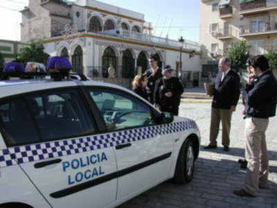 Nuevo coche-patrulla para la Policía Local de Gines