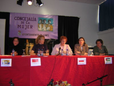 Gines se acercó a la situación de las mujeres en el mundo con motivo del 8 de marzo