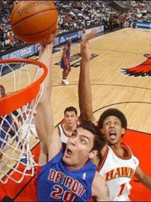 Delfino jugará en Toronto Raptors
