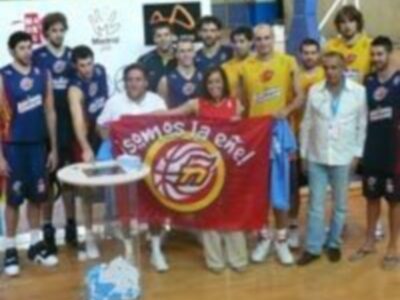 La selección española votó su logo preferido para la candidatura de Madrid'16
