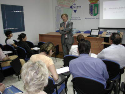 Gines: un curso enseñará a los emprendedores del Aljarafe a poner en marcha su propio negocio