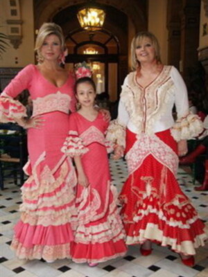 Maria Teresa Campos y otros famosos en la Feria de Abril