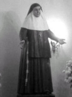 Santa Ángela de la Cruz tendrá un monumento en Cádiz, Ramos Corona lo realizará por el 25 aniversario de la llegada de las religiosas a Cádiz. Aún se desconoce su ubicación.