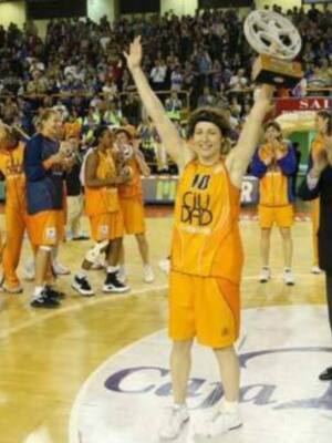 El Ciudad Ros Casares culmina su tercer triplete consecutivo