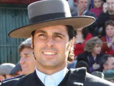 Francisco Rivera reúne a la Duquesa de Alba con su novia Cecilia
