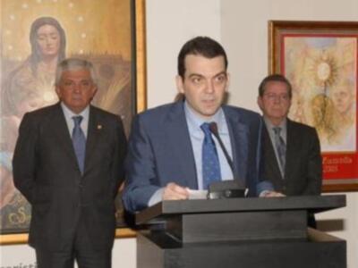 Presentación de la quinta entrega de la revista `Cuaresma´ de Sevilla 