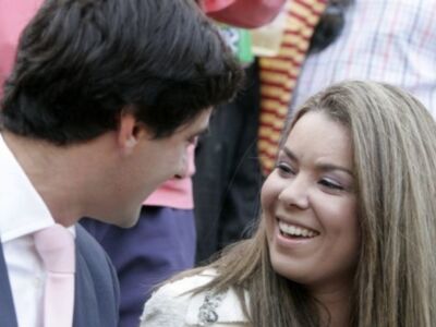 Jesulín y Campanario, sonrientes, y enamorados, en los toros 