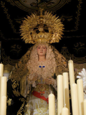 Imposición de la Medalla de Oro de Chipiona a la Virgen de Los Dolores