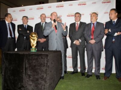 Más de 2.000 sevillanos disfrutan de la Copa del Mundo