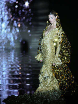 Pasarela SIMOF 2011 desde la cámara de Harry Macías 1
