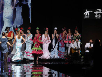 Pasarela SIMOF 2011 desde la cámara de Harry Macías 1