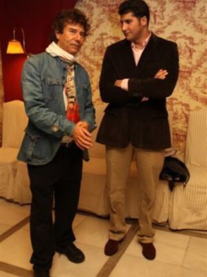 La Duquesa de Alba, del brazo de Fran y Julián Contreras desmiente que se haya casado 