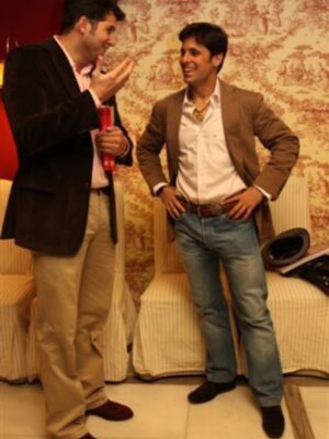 La Duquesa de Alba, del brazo de Fran y Julián Contreras desmiente que se haya casado 