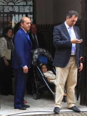 José María del Nido y Laura Marcos disfrutaron de la semana santa sevillana junto a sus hijos menores  