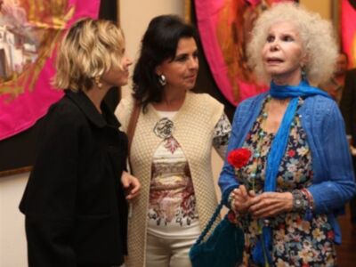 Eugenia Martínez de Irujo con la Duquesa de Alba en inauguración exposición taurina de la fundación  Pequeño deseo 