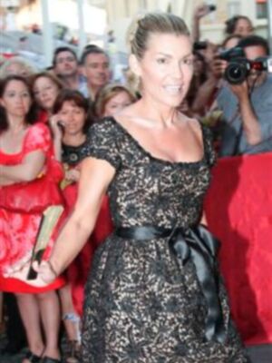 Patricia Rato y Espartaco de nuevo juntos en la boda de Carmen Solís Tello