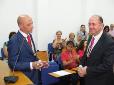 El socialista Manuel Camino, investido por segunda vez como Alcalde de Gines