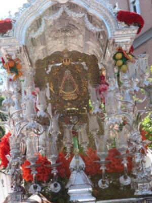 Rocío 2011, Salida de la hermandad de Triana de Sevilla.