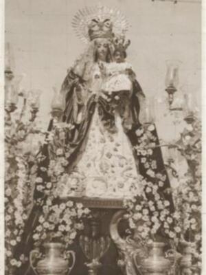 La Hdad. de la Virgen del Rosario Coronada de Burguillos restaura la Antigua Peana del Paso Procesional