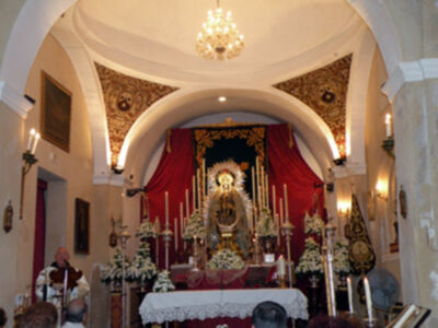 Altar y cultos en la capilla del Carmen de Calatrava (Sevilla)‏