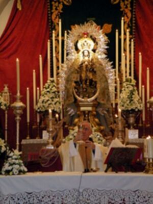 Altar y cultos en la capilla del Carmen de Calatrava (Sevilla)&#8207;