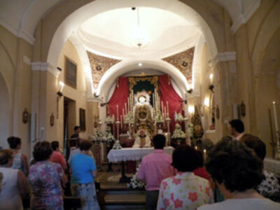 Altar y cultos en la capilla del Carmen de Calatrava (Sevilla)‏