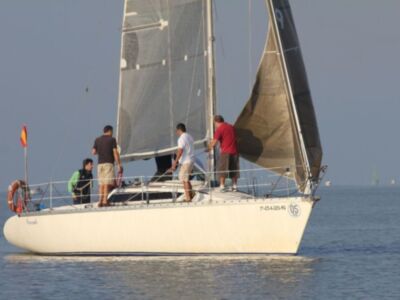 Fernando González de la Madrid repite en el Ascenso a vela del Guadalquivir