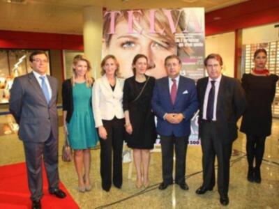 Patricia rato amadrina una exposición en Sevilla