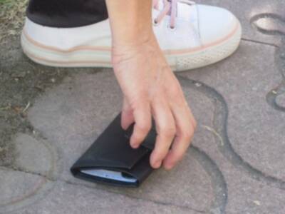 Los andaluces sufren un 8% menos de robos de carteras que la media del país
