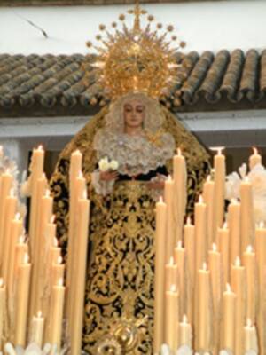 Extraordinaria Procesión de Ntra. Sra. d e los Dolores Coronada de Alcalá del Río
