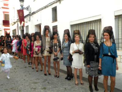 Extraordinaria Procesión de Ntra. Sra. d e los Dolores Coronada de Alcalá del Río