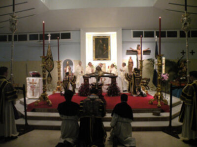 Solemne Función Eucarística con el Cristo de San Agustín en Santa Clara.