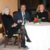 La duquesa de Alba presenta por fin sus memorias con su marido y tres de sus hijos